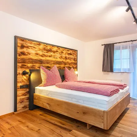 Peholdgut - Natururlaub Am Berg Apartment *